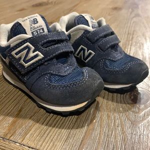 Toddler boy NewBalance size 5